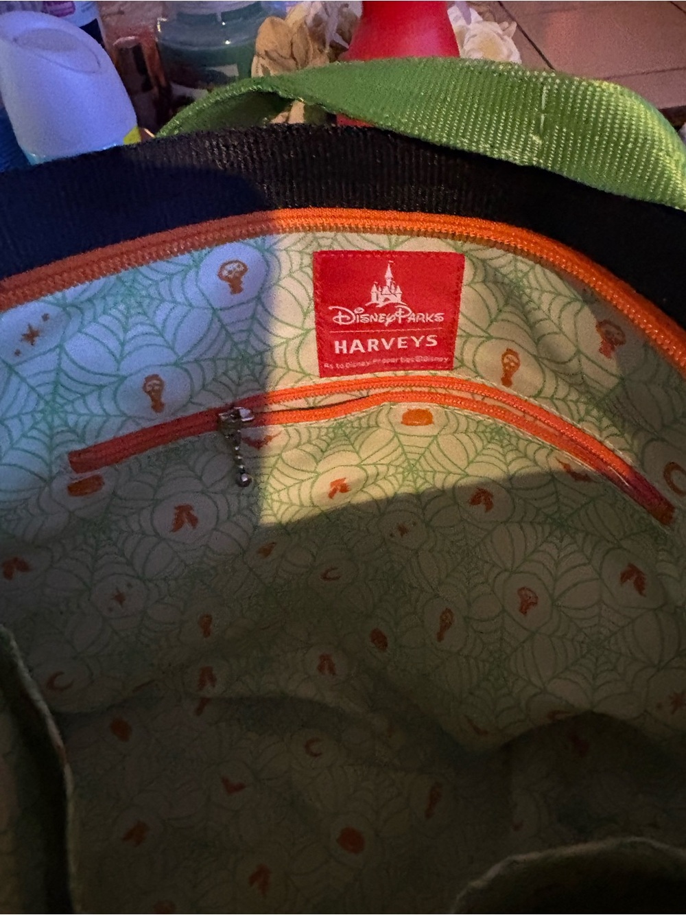 Harveys Disney Hocus Pocus Tote Black, Orange, Green back pack NWT - Picture 10 of 15